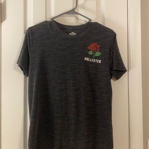 Men’s XS Hollister Tee